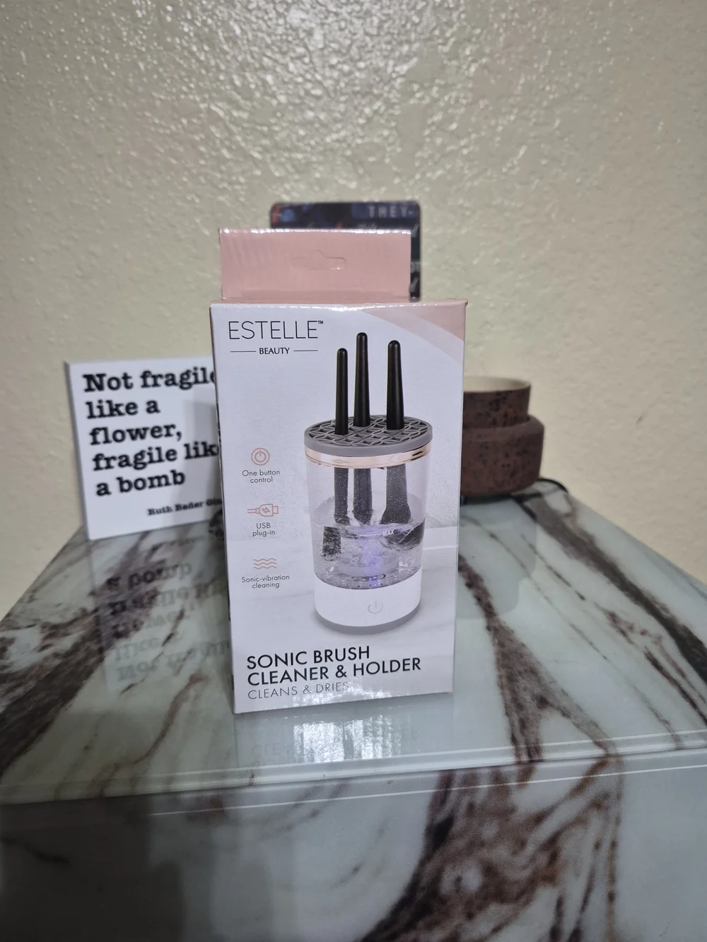 Estelle Beauty Sonic Brush Cleaner & Holder